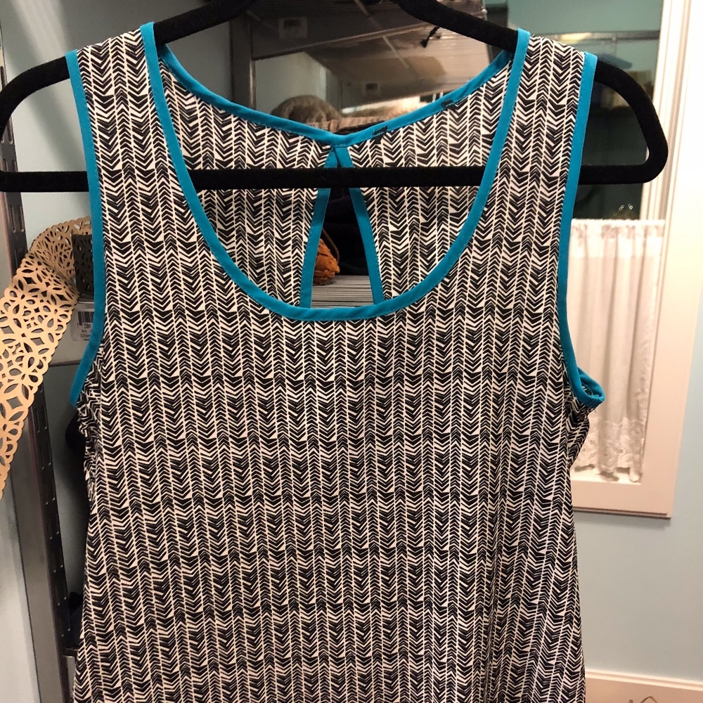patterned tank top